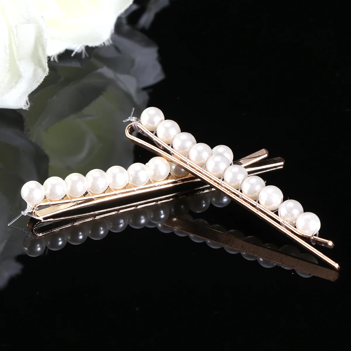 2pcs Manmade Pearl Hair Clips Short Barrettes Bobby Pin Hair for Ladies and Girls (Golden)