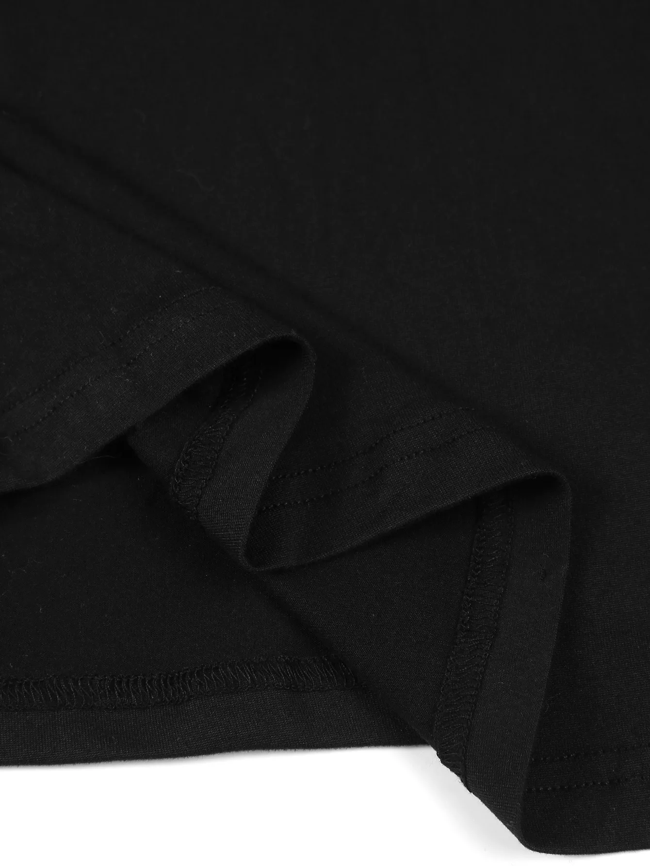 ﻿   เสื้อยืดแขนสั้นเอวสูงสไตล์ Y2K สำหรับผู้หญิง ลายราชินีพร้อมลายพิมพ์มงกุฎสีดำและสีทอง เสื้อผ้าผู้หญิง