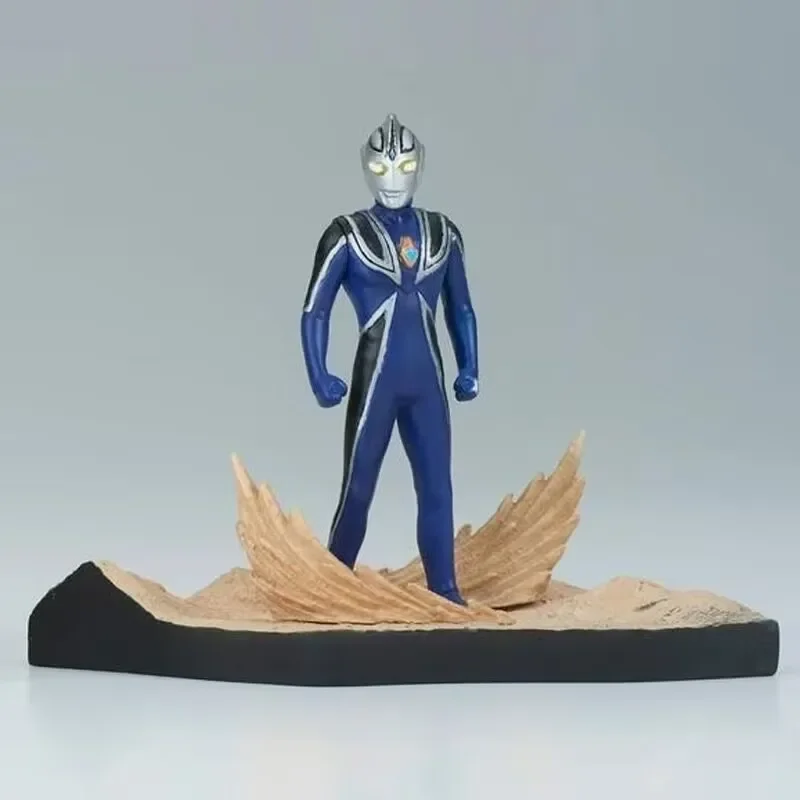 Original Bandai Evil Tiga ULTRAMAN TIGA STAGEMENT Anime Figure Toys PVC Model Action Figurine Collector Ornaments Figure Gift