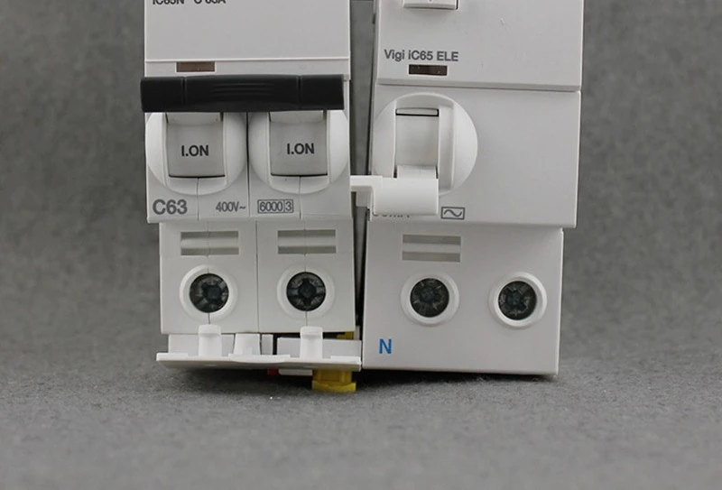 Circuit breaker iC65N air switch 2P 20A/25A/40A/63A with leakage protection 100mA