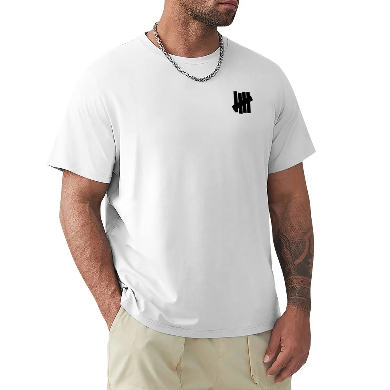 Undefeated T-Shirt Short sleeve T-shirt for a boy t shirt man T-shirt short T-shirt men