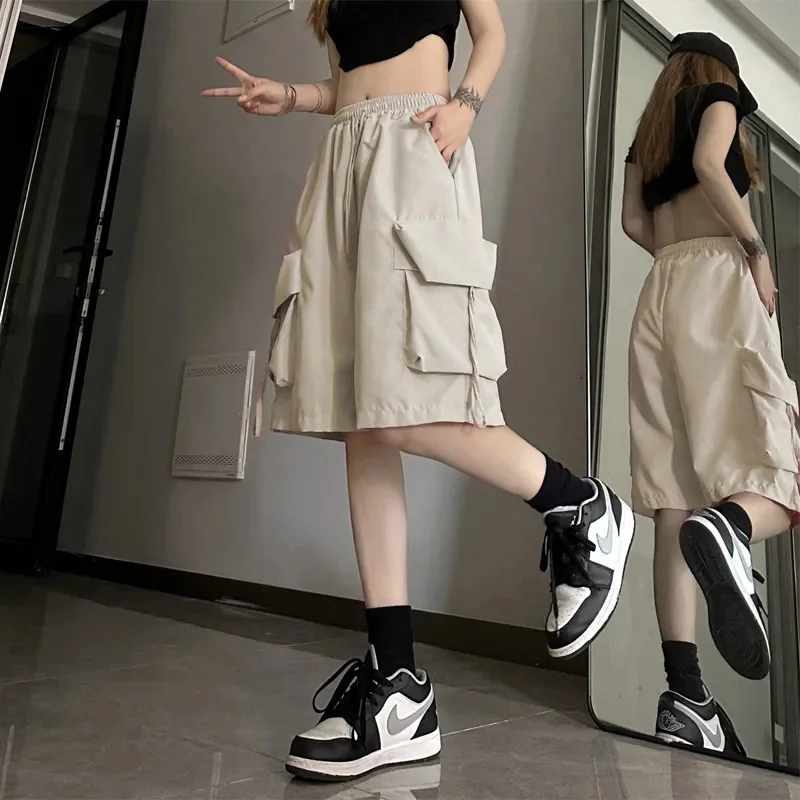 Women Casual Cargo Shorts High Waisted Loose Wide Leg Shorts Large Pockets Fashion Street Hip-hop Breathable Thin Summer Shorts