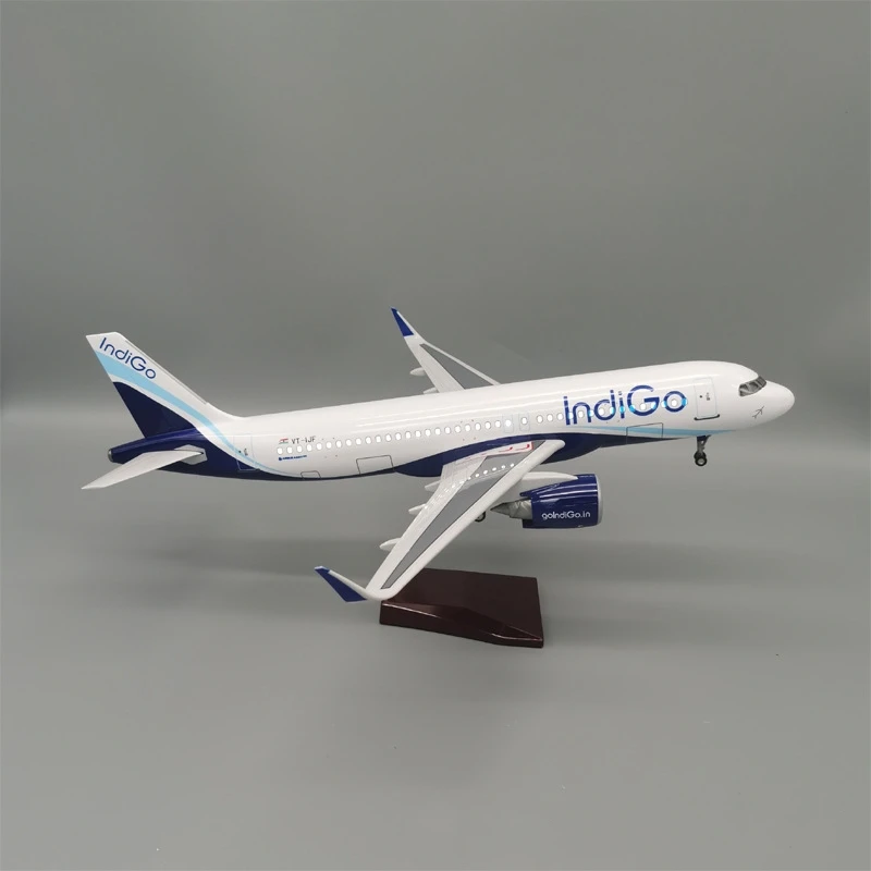 

47cm Souvenir Plane A320 Indian Indigo Airlines 1:80 Scale Toy Airplane With Wheel LED Light Die-Cast Aircraft Decoration Gift