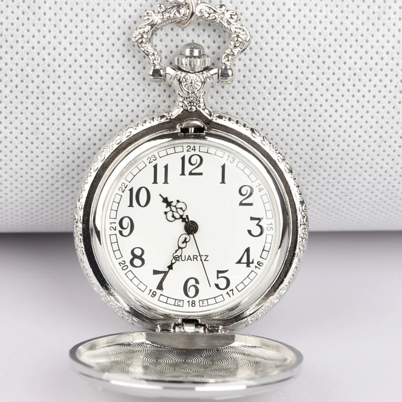 Retro Truck Pocket Watch with Chain Watch Car Truck Driver Pocket Watches for Men Women Necklace Gifts Clock Relogio De Bolso