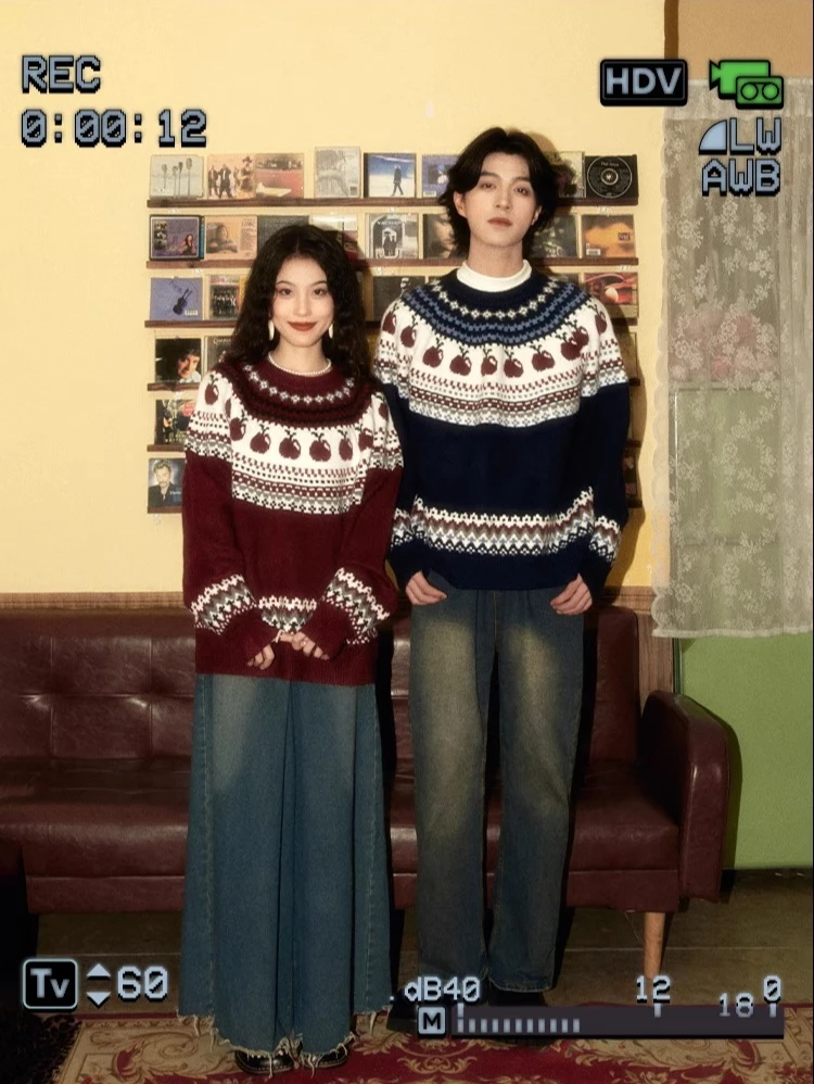 Autumn Winter New Retro Style Men's Round Neck Embroidered Red Sweater Couple Style Loose Casual Navy Blue Knitted Sweater