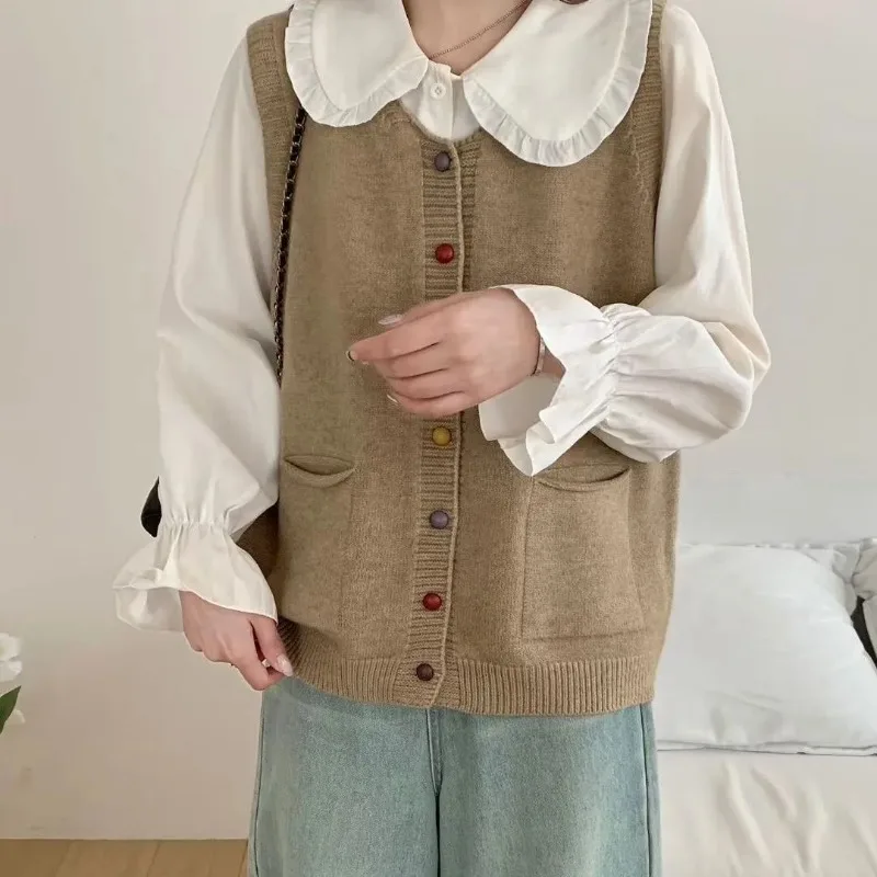 

Knitted Cardigan Vest for Women with Autumn and Winter New Loose Round Neck Layered Sleeveless Sweater Short Jacket