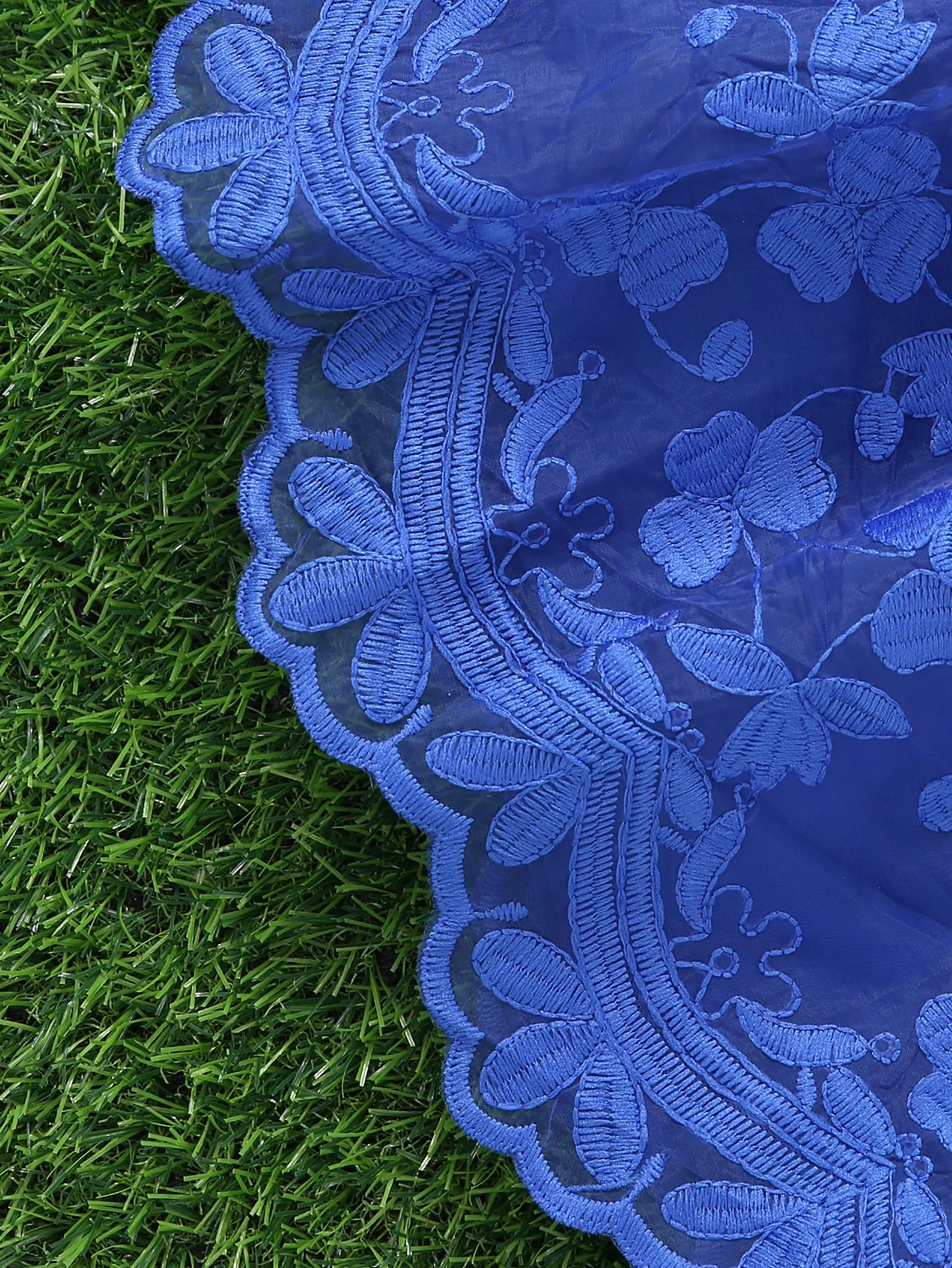 여름 소녀들의 새로운 세련된 민소매 꽃 자수 공주 드레스 귀엽고 우아한 레이스 드레스