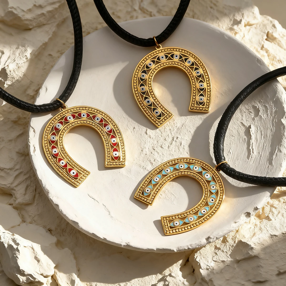 

SOVOB Street Rock Style Evil Eye Pendant Necklaces For Street Rap Style Wealth Eye Choker Fashion Stainless steel Accessories