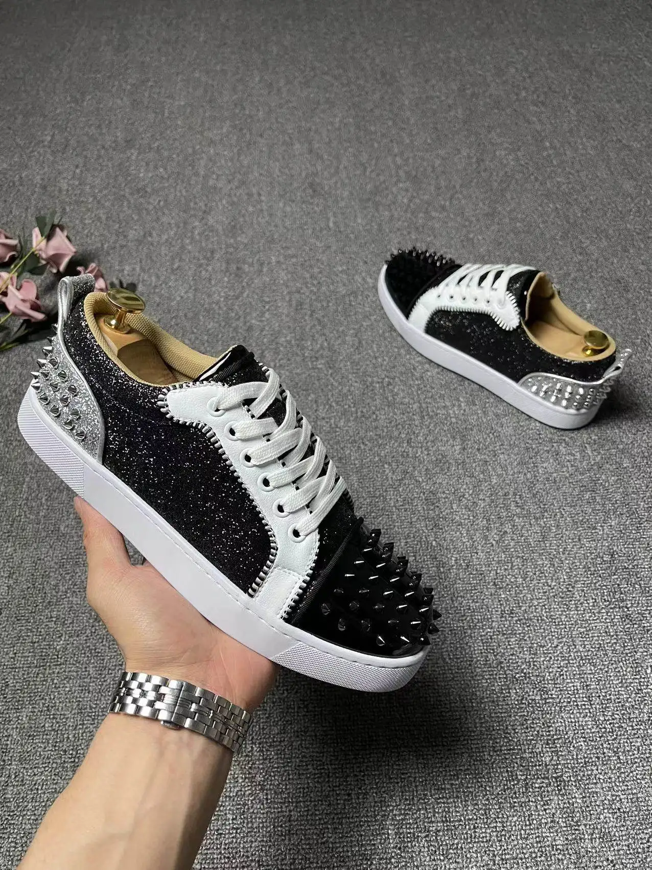 Fashion Lace-up Rivet Sneakers Fall Cover Heel Male Flats Patchwork Round Head Men Shoes