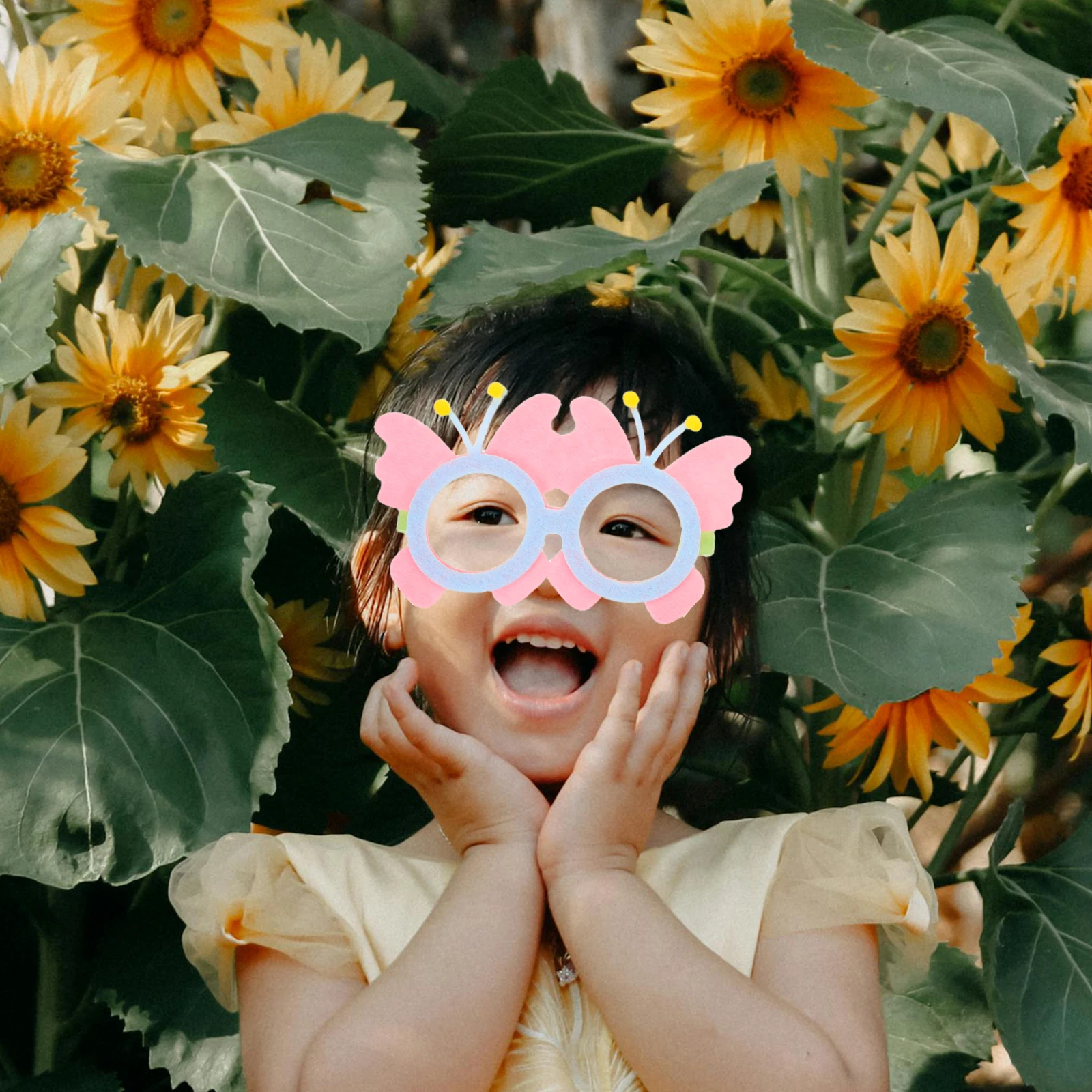 

5Pcs Glow in The Dark Party Glasses Birthday Photo Booth Props Funny Eyewear for Celebrations and Dress Up Supplies