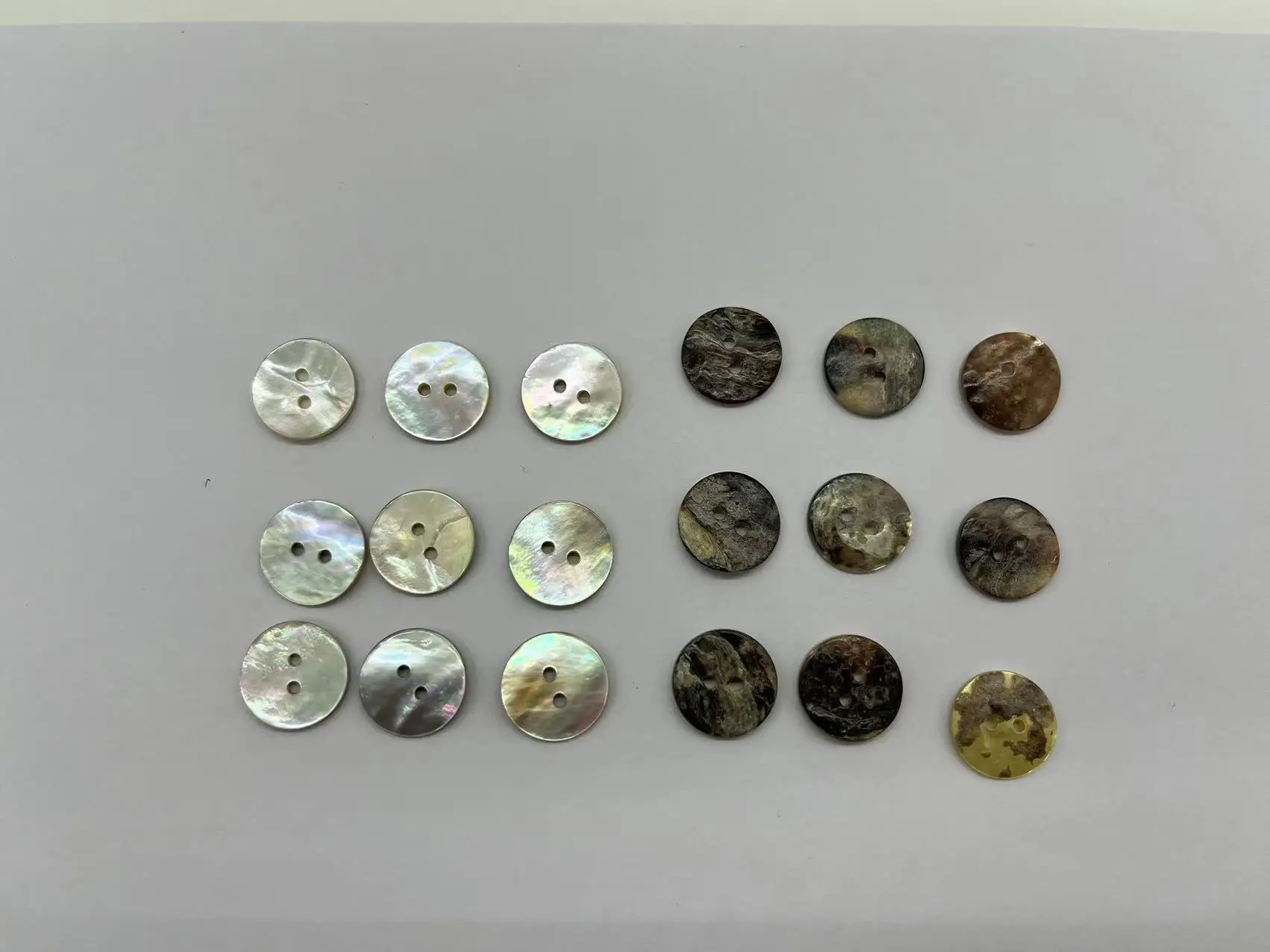 Free shipping   2 holes  shell button  akoya sewing MOP natural shell button 10MM Markov shell flat mother of pearl shell 200pcs