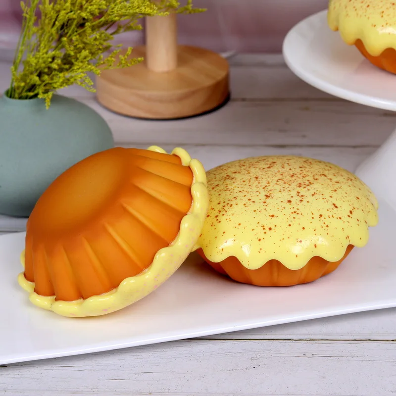 PU 遅いリバウンド食品遊びスクイーズおもちゃシミュレーショントルトトーストケーキクマモデル楽しいウェットとソフトな感触ストレスリリーフハッピーそわそわおもちゃ