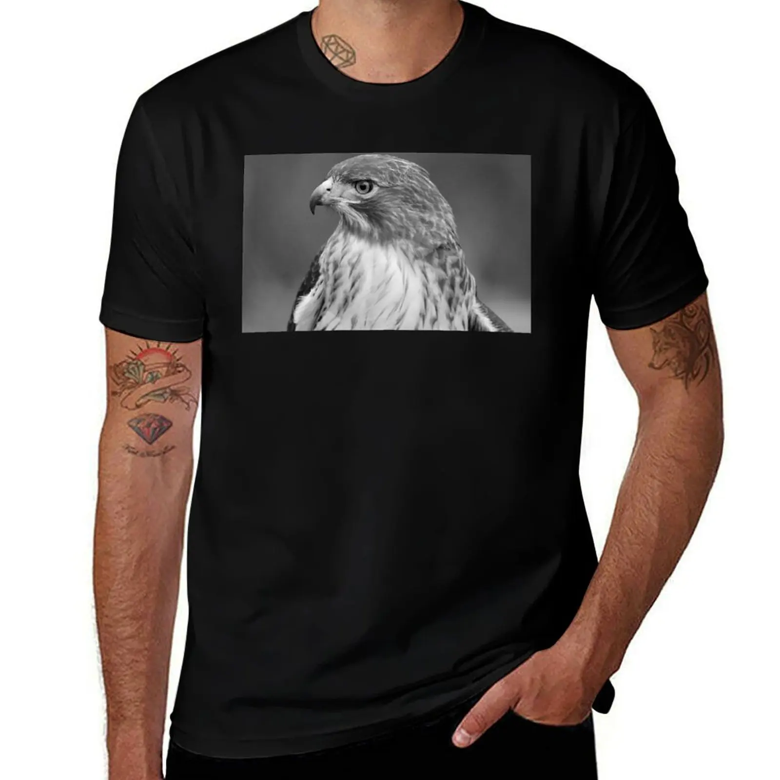 Red Tail Hawk Profile Black and White T-Shirt Casual Graphic Print Tee
