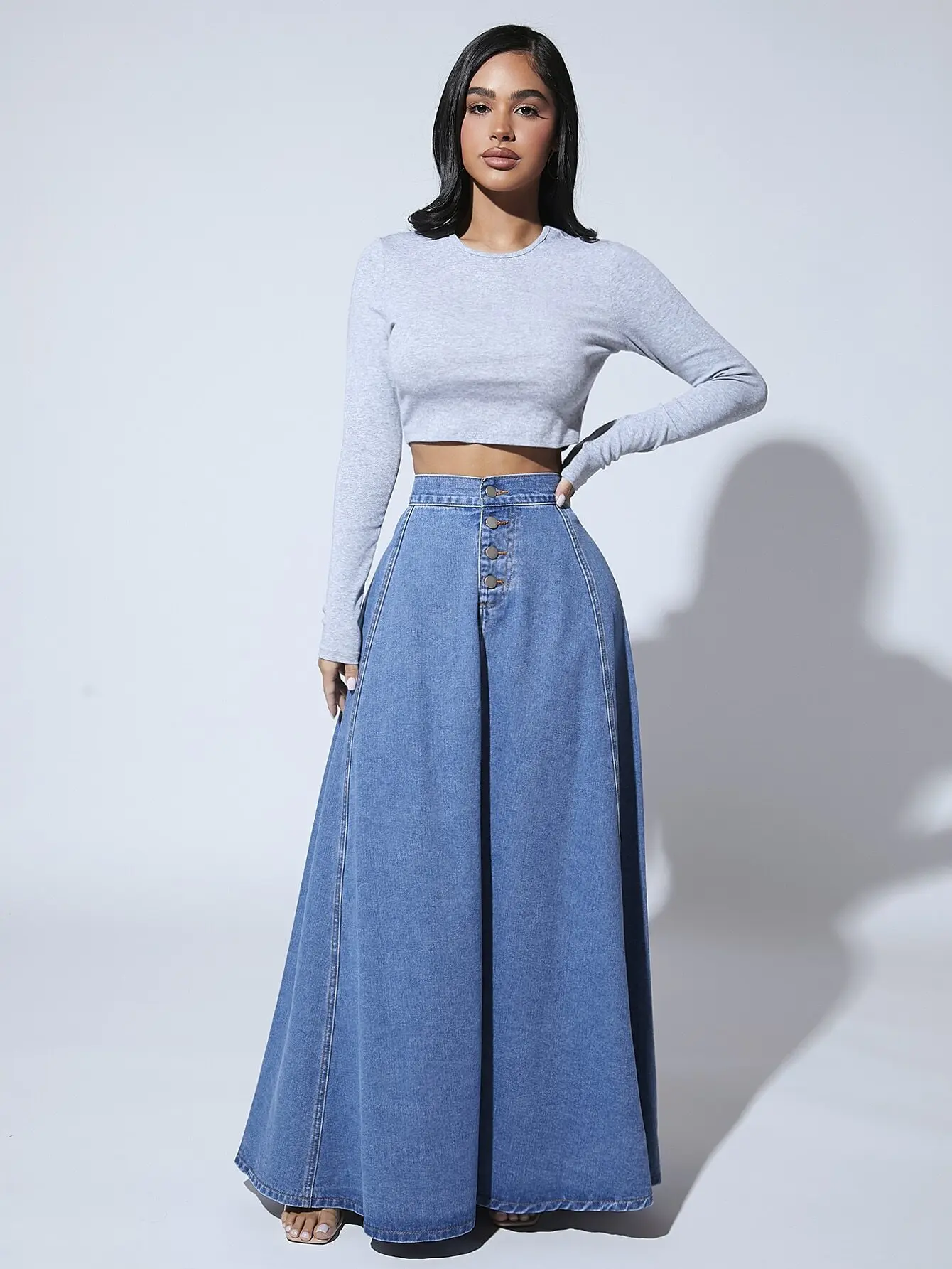 ハイウエストボタンフロントフレアデニムスカート（Aラインヘム）