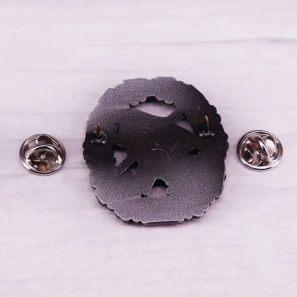 الحرب العالمية الثانية الألمانية المظلي شارة العلم النسر بروش الملابس حقيبة الملحقات شخصية الموضة مطابقة دبابيس الديكور الحرف