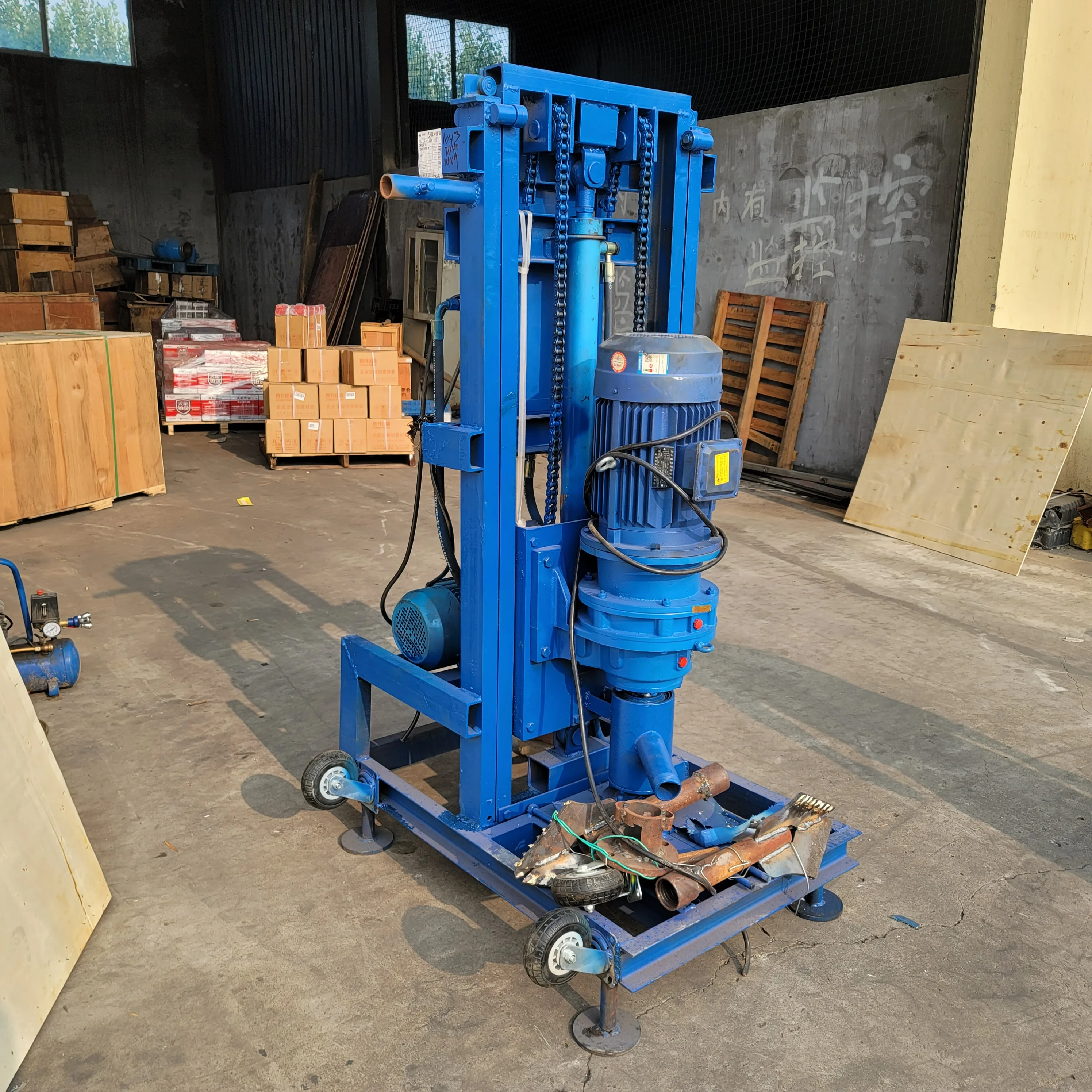 カスタマイズ可能な電動油圧式小型携帯型地下油圧回転式水井戸掘削機が人気販売中