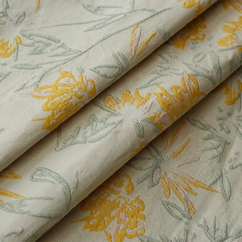 French Color Woven Jacquard Fabric 2024 New Plant Polyester Jacquard Fabric Luggage Women\'s Clothing Floral Fabric Wholesale