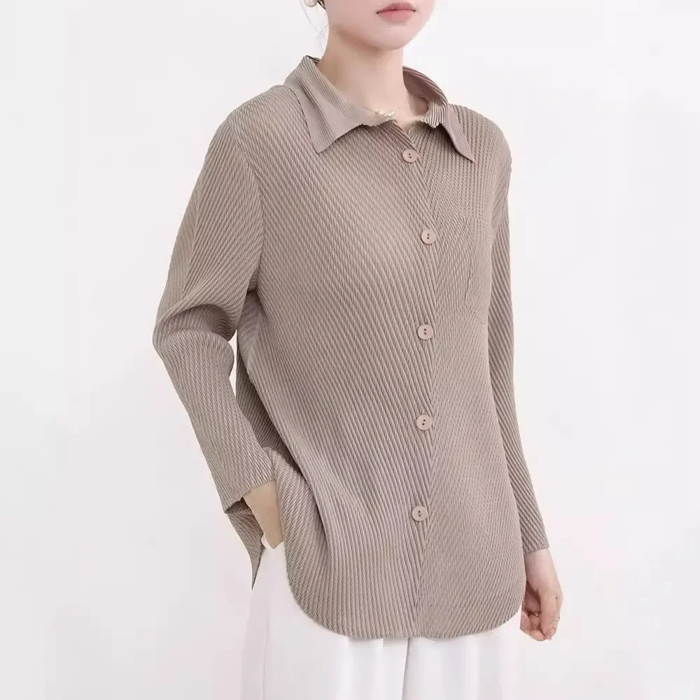 Miyake Pleated Shirt Women's High-end 2024 Autumn New Fashion Casual Fish Scale Pleated Lapel Buttoned Versatile Swallowtail Top