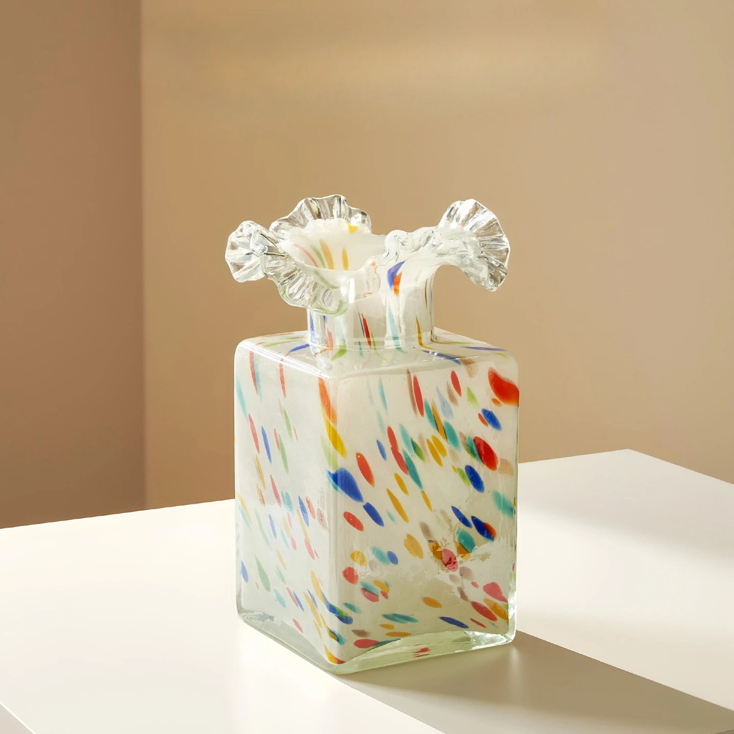Second-hand vase living room water arrangement flower light luxury glazed white creative simple ornament foreign trade dried
