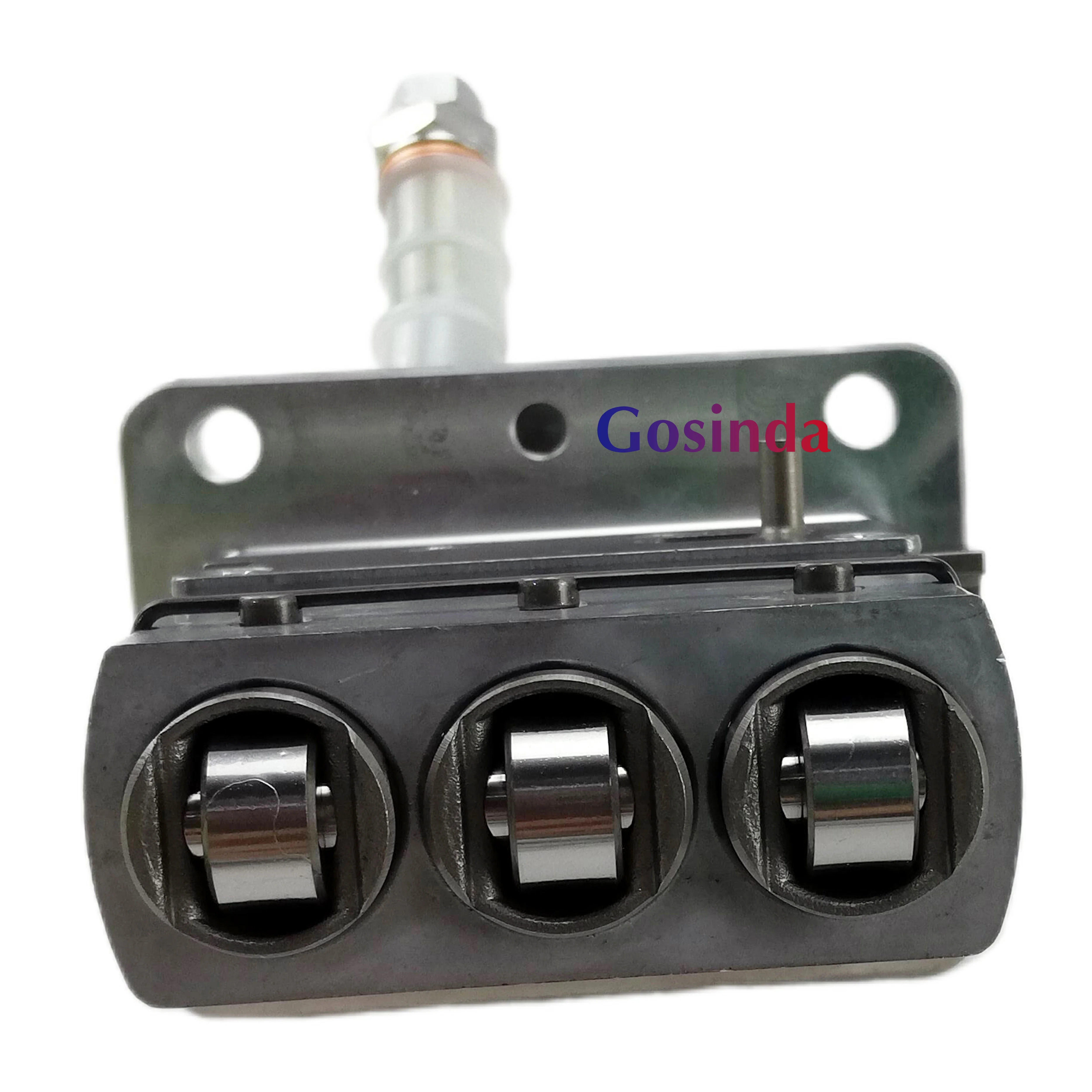 D1105 Fuel  Pump 16030-51013 104206-3002 for D1105 D905 D1005   Engine Mini Excavator Generator Replacement Parts