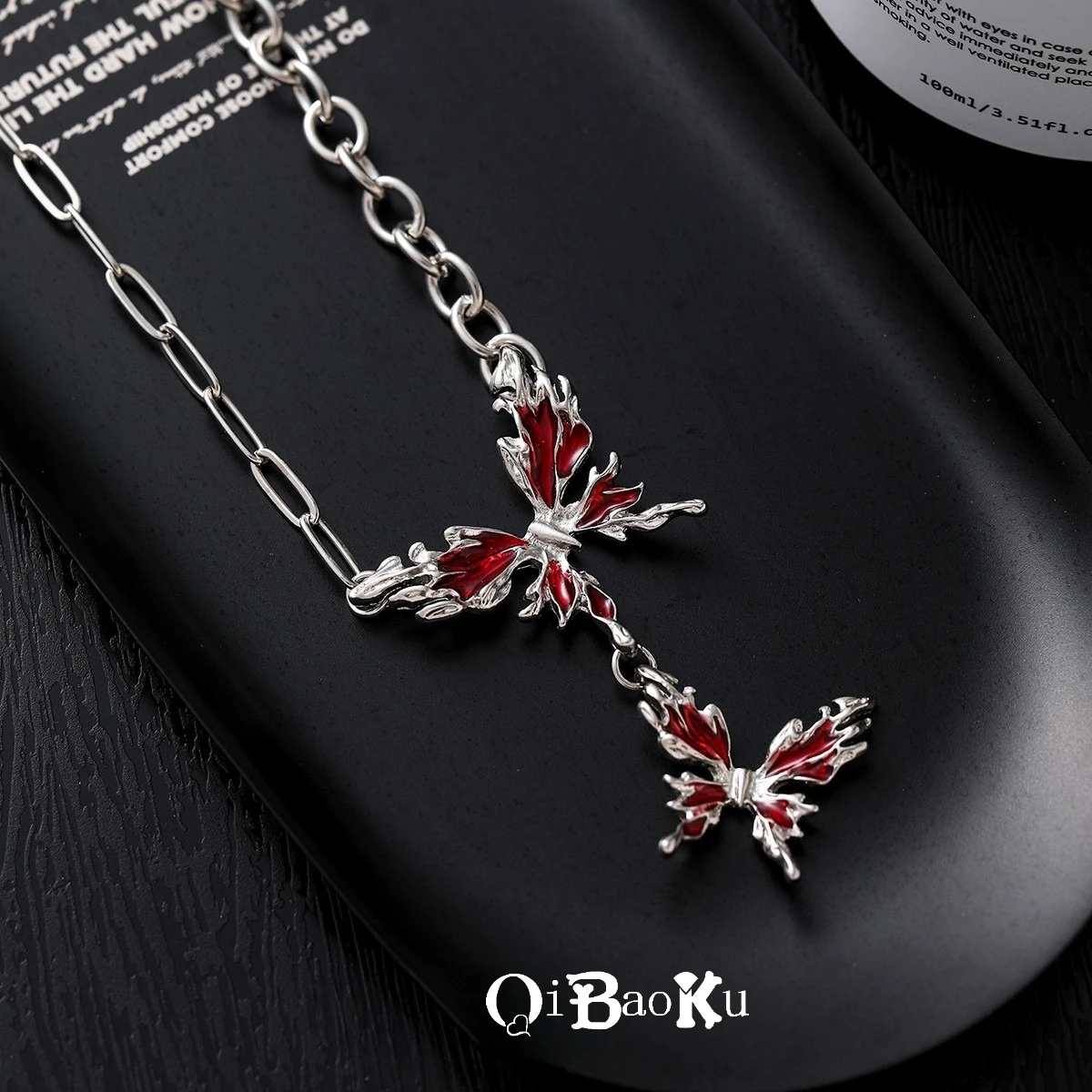 

Fashion Red Double Butterfly Jewelry Necklace Luxurious High-end Women's Collarbone Chain Pendant Jewelry Halloween Gift 2025