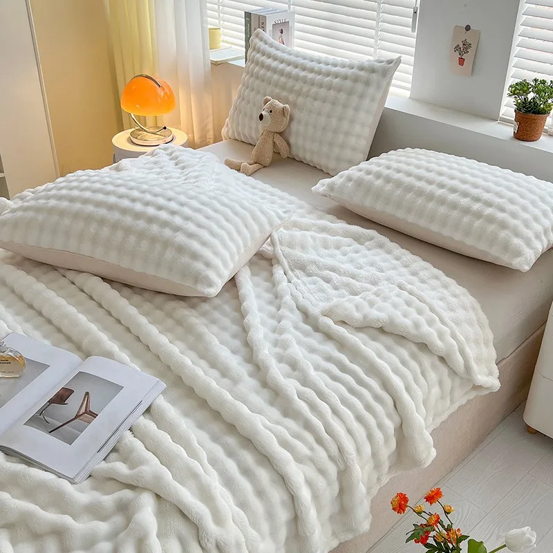 Flannel Rabbit Plush Blanket Office Nap Sofa Blanket Double-sided Cover Blanket Four Seasons Universal Air-conditioning Blanket