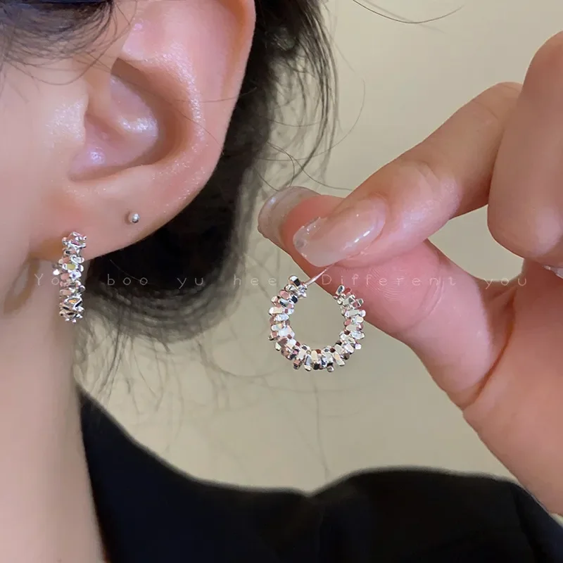 2026 Irregular Star Clip Earrings for Women Fashion Simple No Piercing Ear Cuff Jewelry Gift New Trend