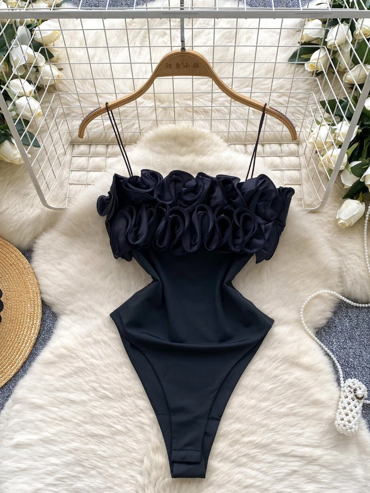 Spicy girl three-dimensional lace camisole jumpsuit women's summer new sexy slim fit solid color sweet design sense jumpsuit