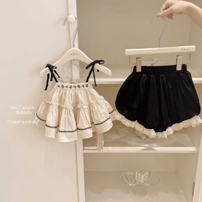 2025 Girls' Summer clothing Set, Fashionable and Popular, Embroidered Strap Top, Lace Shorts, Two Piece Set for Baby Girls