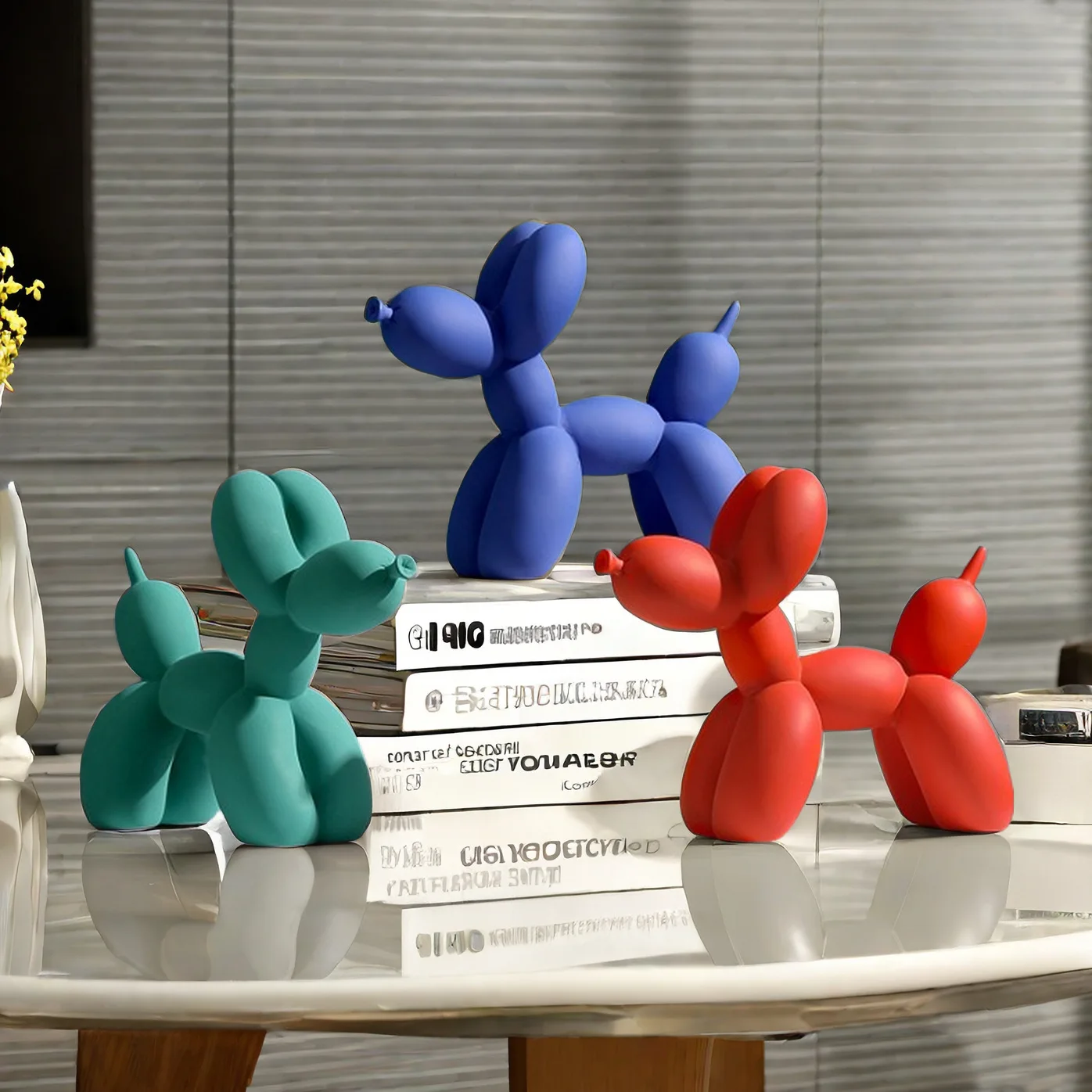 

New Solid color modern balloon dog home decoration resin crafts TV cabinet exhibition hall decoration office desktop decoration