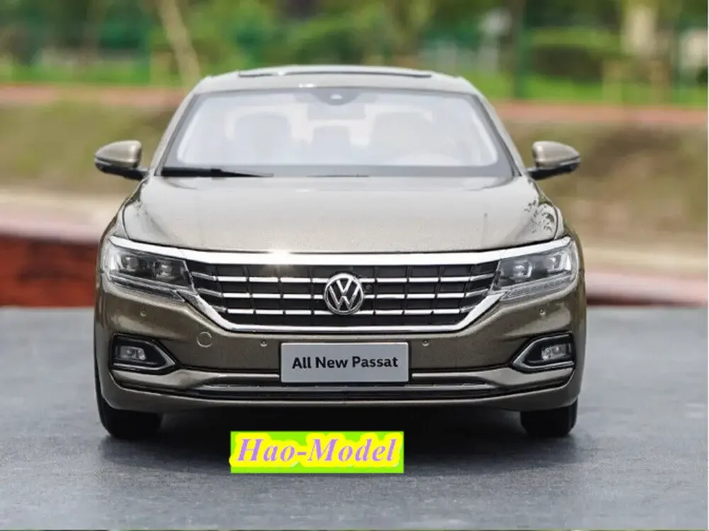 1:18 For SAIC VW All NEW PASSAT Alloy Diecast Metal Kids Toys Boys Birthday Gifts Hobby Display Collection Ornaments Gold