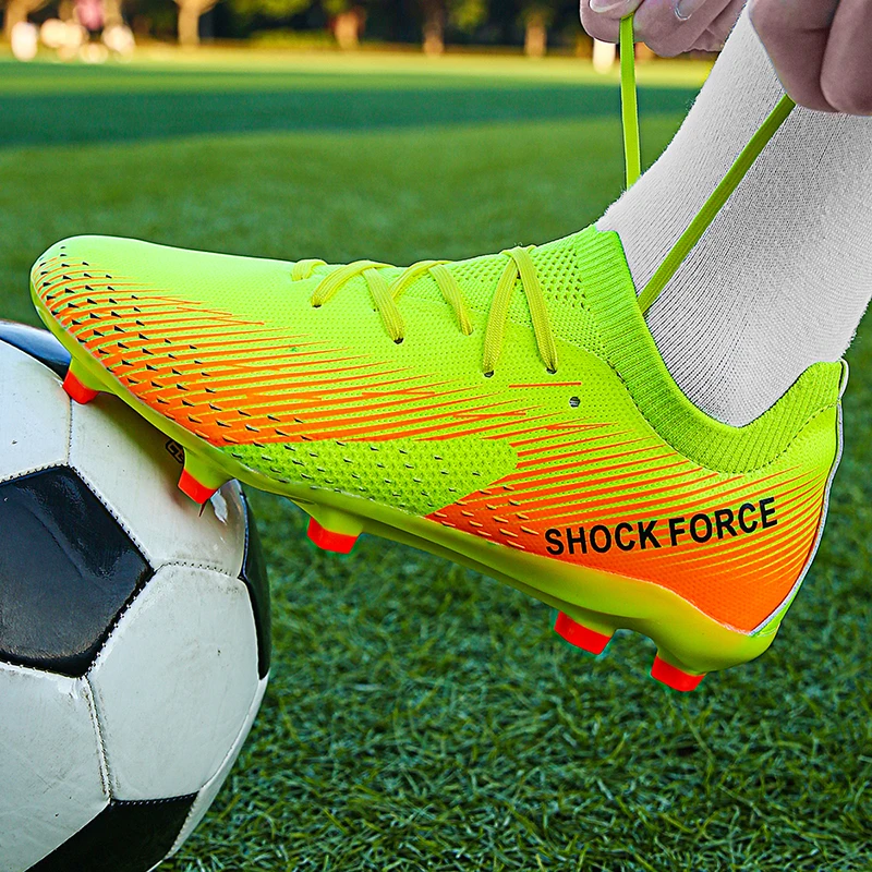 New Men Soccer Shoes Training Ultralight Wholesale Breathable Unisex Football Boots Professional Indoor Futsal Sneaker Non Slip