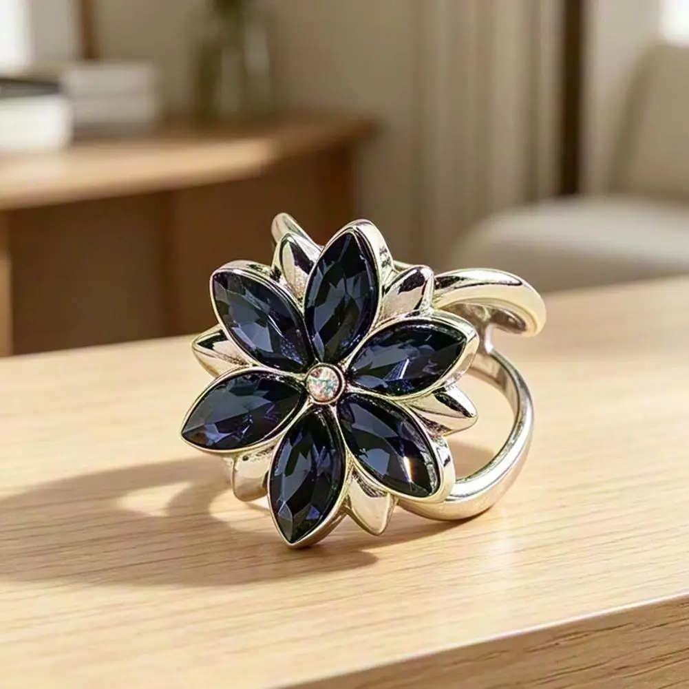 Six-petal Flower Scarf Clasp 6-petal Flower Scarf Ring Vintage Silk Buckle Clip Elegant Shawl Wrap Fastener Versatile for Women