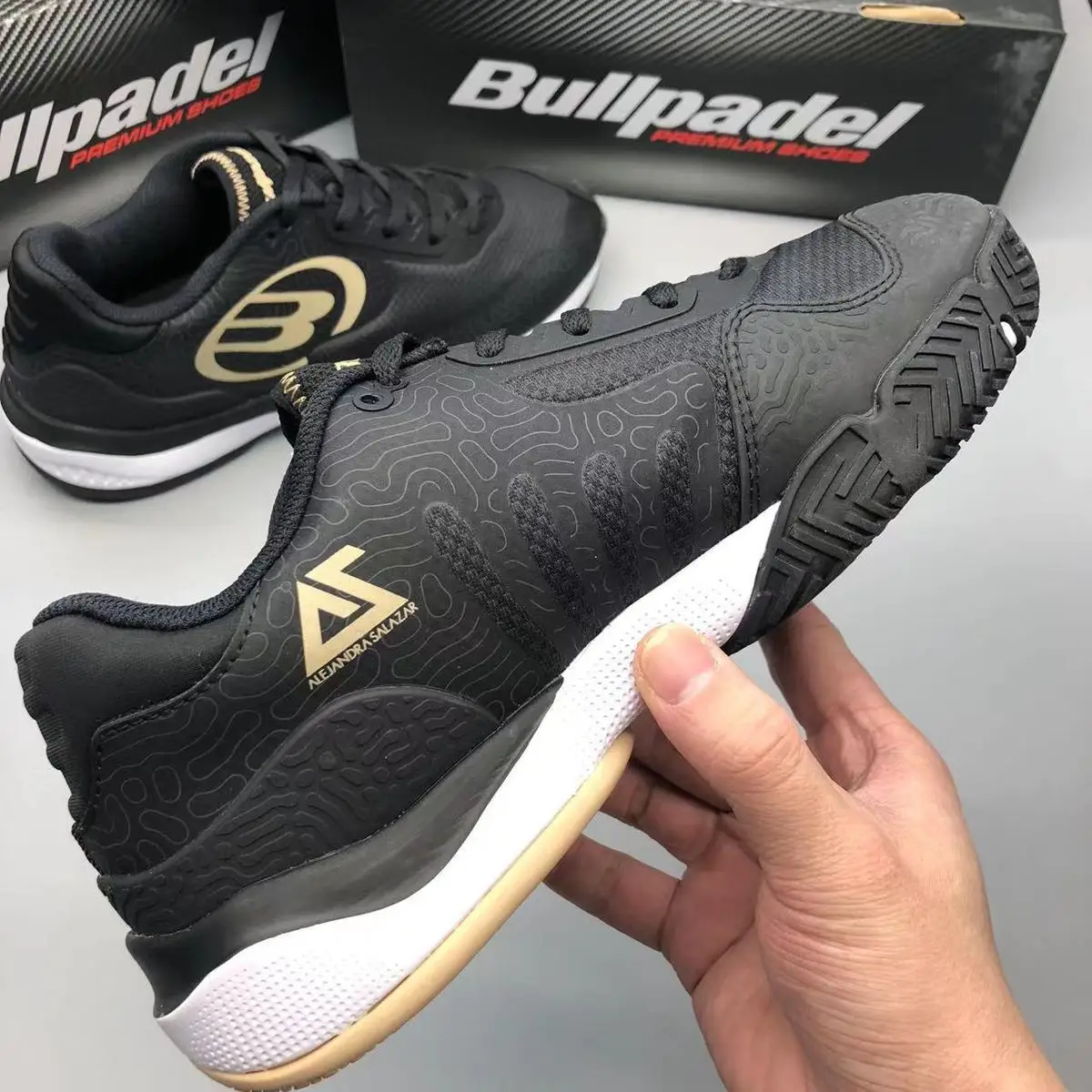 Sapatos de badminton masculinos e femininos profissionais Alta qualidade de absorção de choque antiderrapante treinamento calçados esportivos tênis