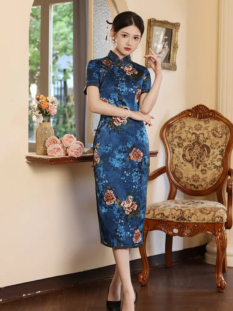 FZSLCYIYI Elegant Chinese Side Eight Buttons Qipao Women Retro Mandarin Collar Printed Satin Cheongsam Evening Dresses