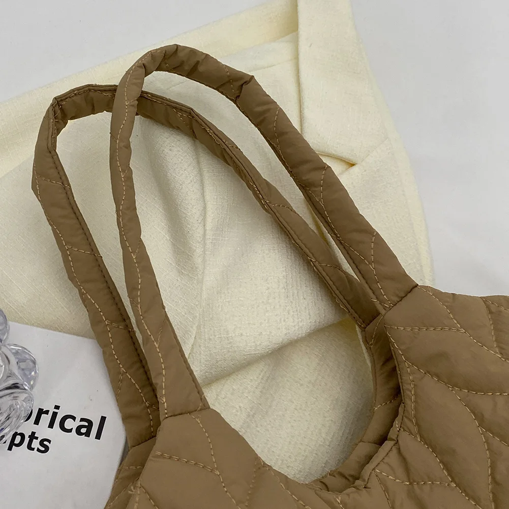 

Casual Hand Bags Embroidery Thread Quilted Top-handle Bag Large Capacity Fashion Elegant Soft Cotton-Padded for Weekend Vacation
