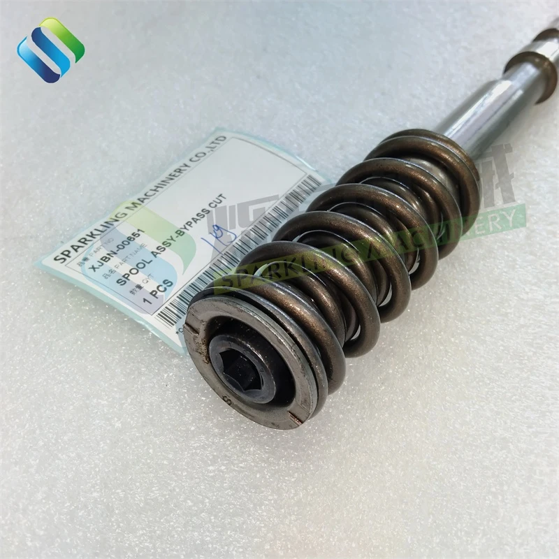 SKGM XJBN-00651 R250LC-7 R320LC-7 Excavator Spare Parts SPOOL ASSY-BYPASS CUT XJBN-00651