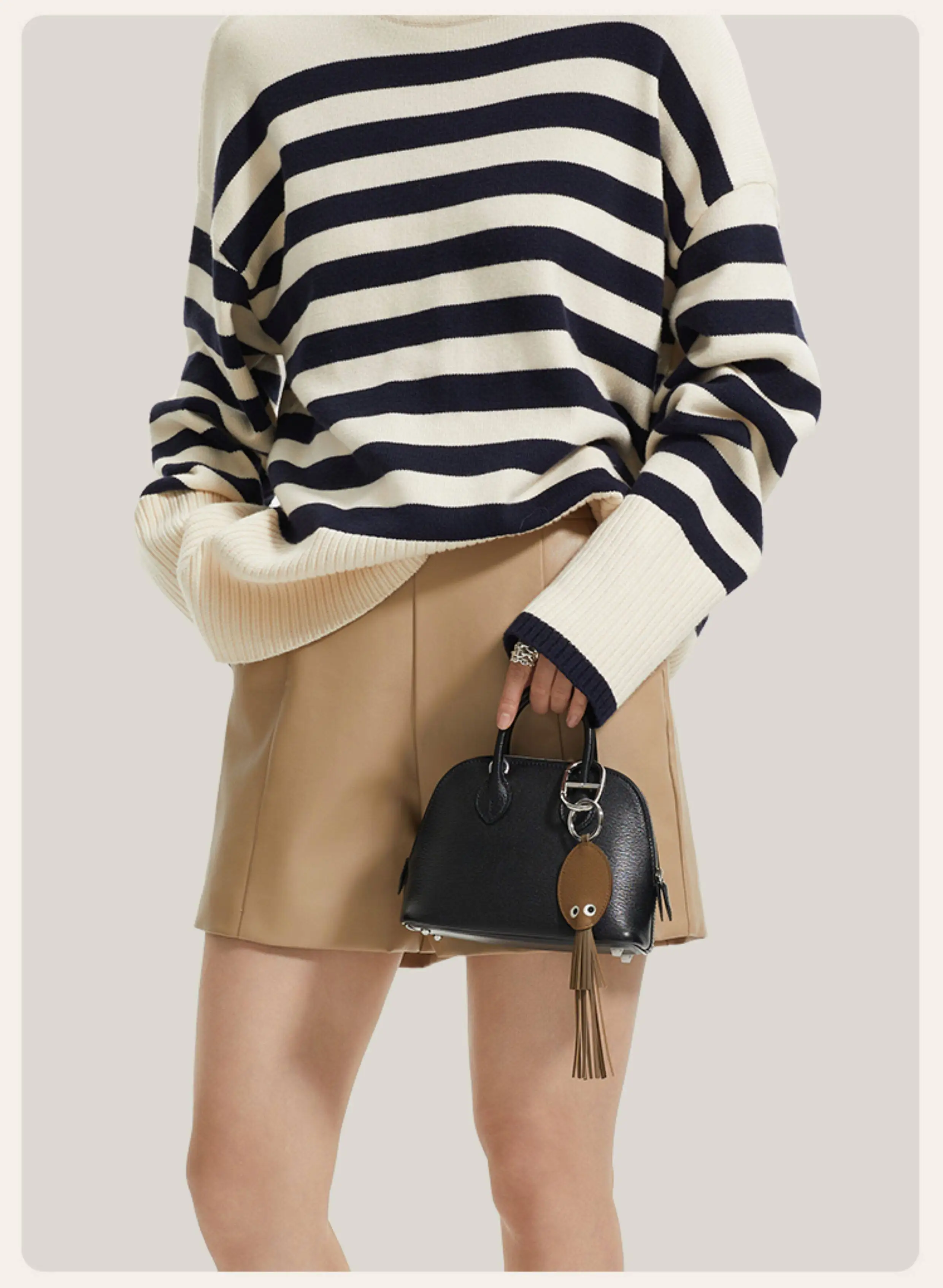 2026-porte-cles-pendentif-de-voiture-en-cuir-veritable-fait-main-haut-de-gamme-style-sac-de-type-'squid'-avec-pompon-luxe-leger-accessoires-de-sac