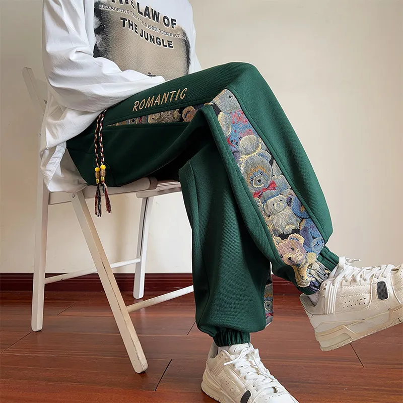 

Trendy RetroEmbroidery Patch Work BearSports Pants Men Youth Student Versatile plus SizeFat orts Polyester Fiber Breathable