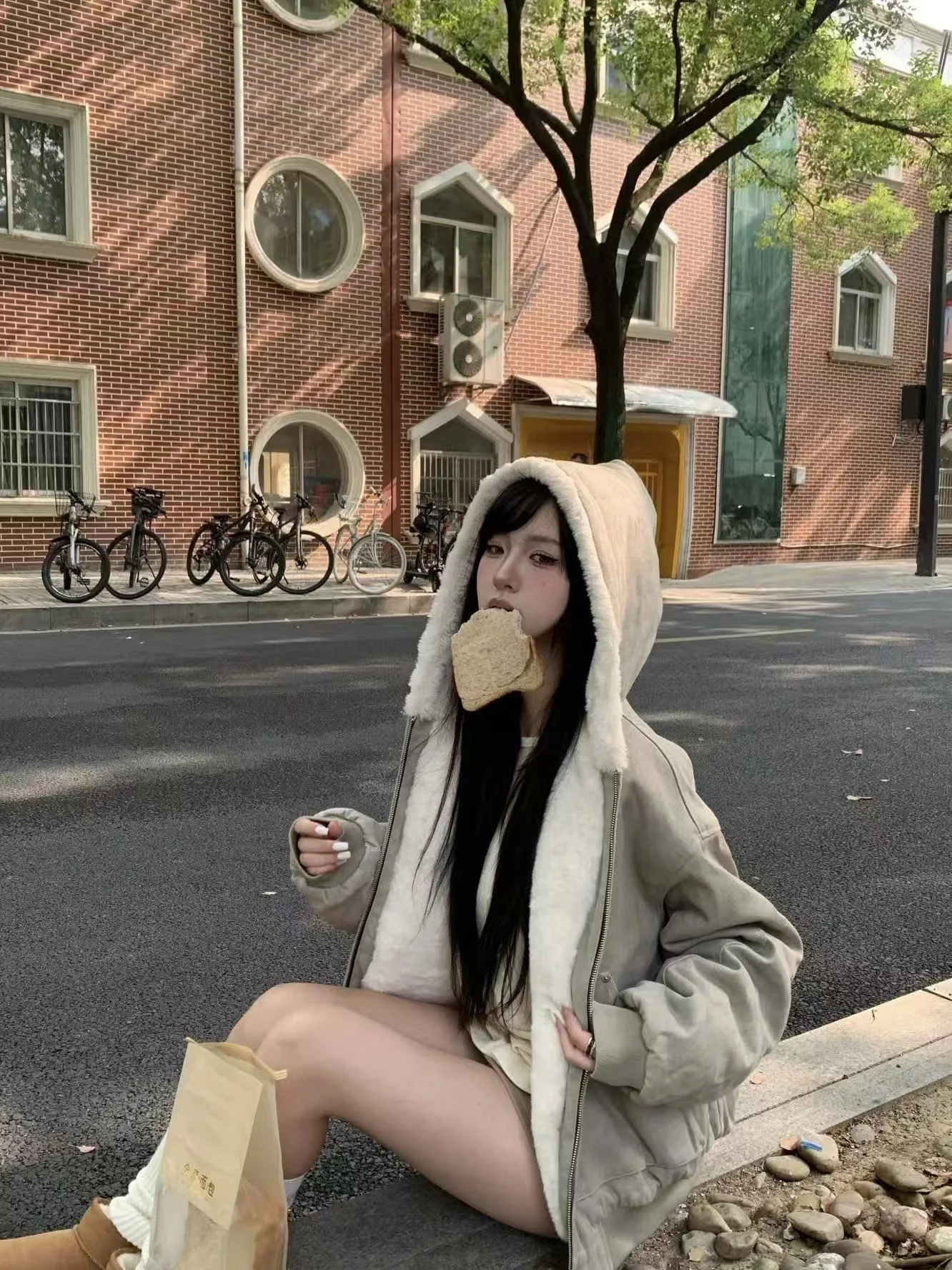 

Warm Fce Lined Thiened Loose Women's Cotton Jaet Winter 2025 Faionable ort Coat Polyester Fiber Fill Zipper Closure