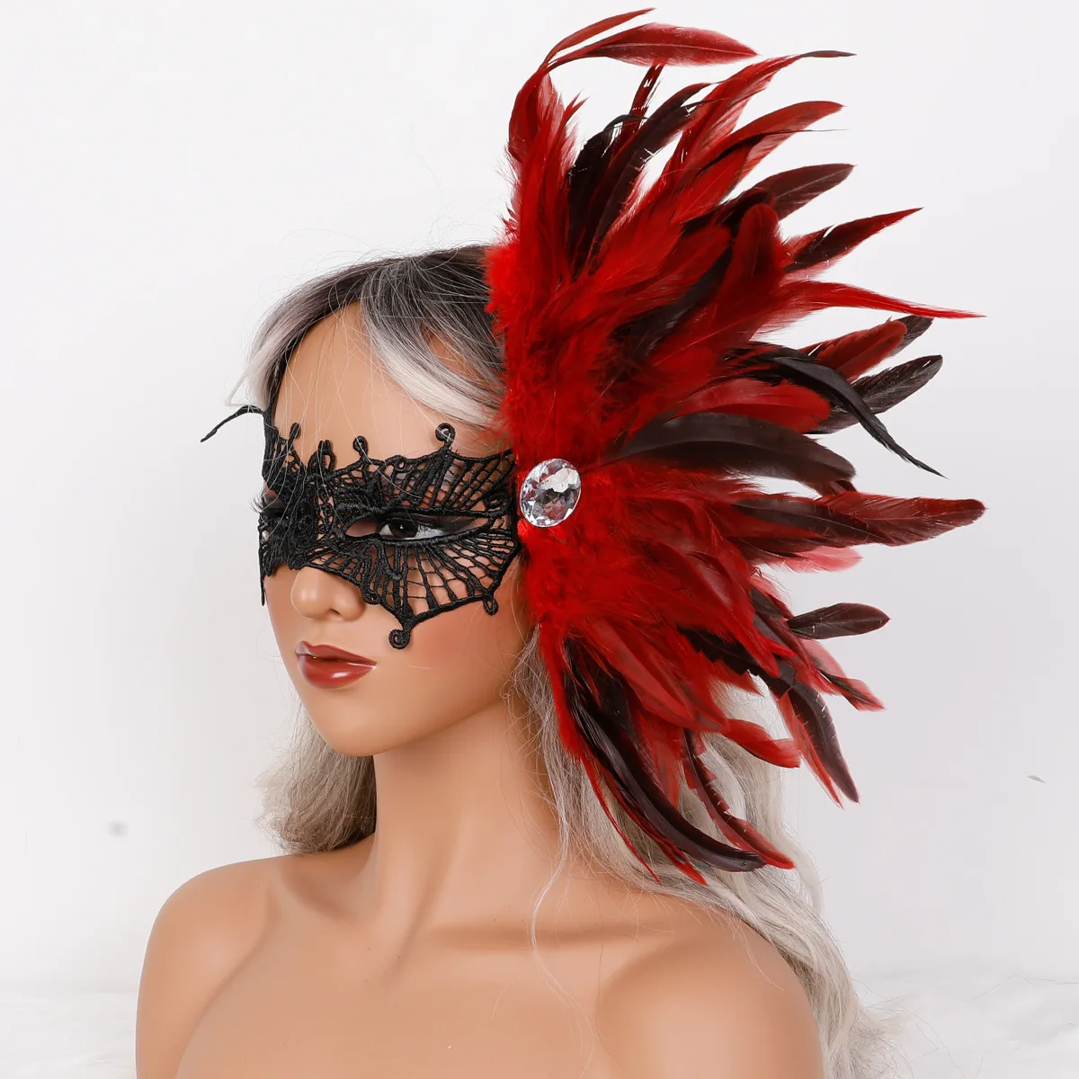 Carnival Masquerade Sexy Feather Mask Adult Party Role Play Queen Half Face Lace Masks Stage Costume Performance Accessories