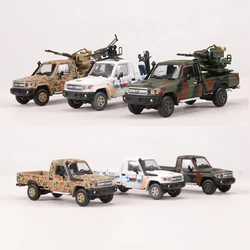 RM 1:64 LC79 War Pickup Diecast Alloy Model Car