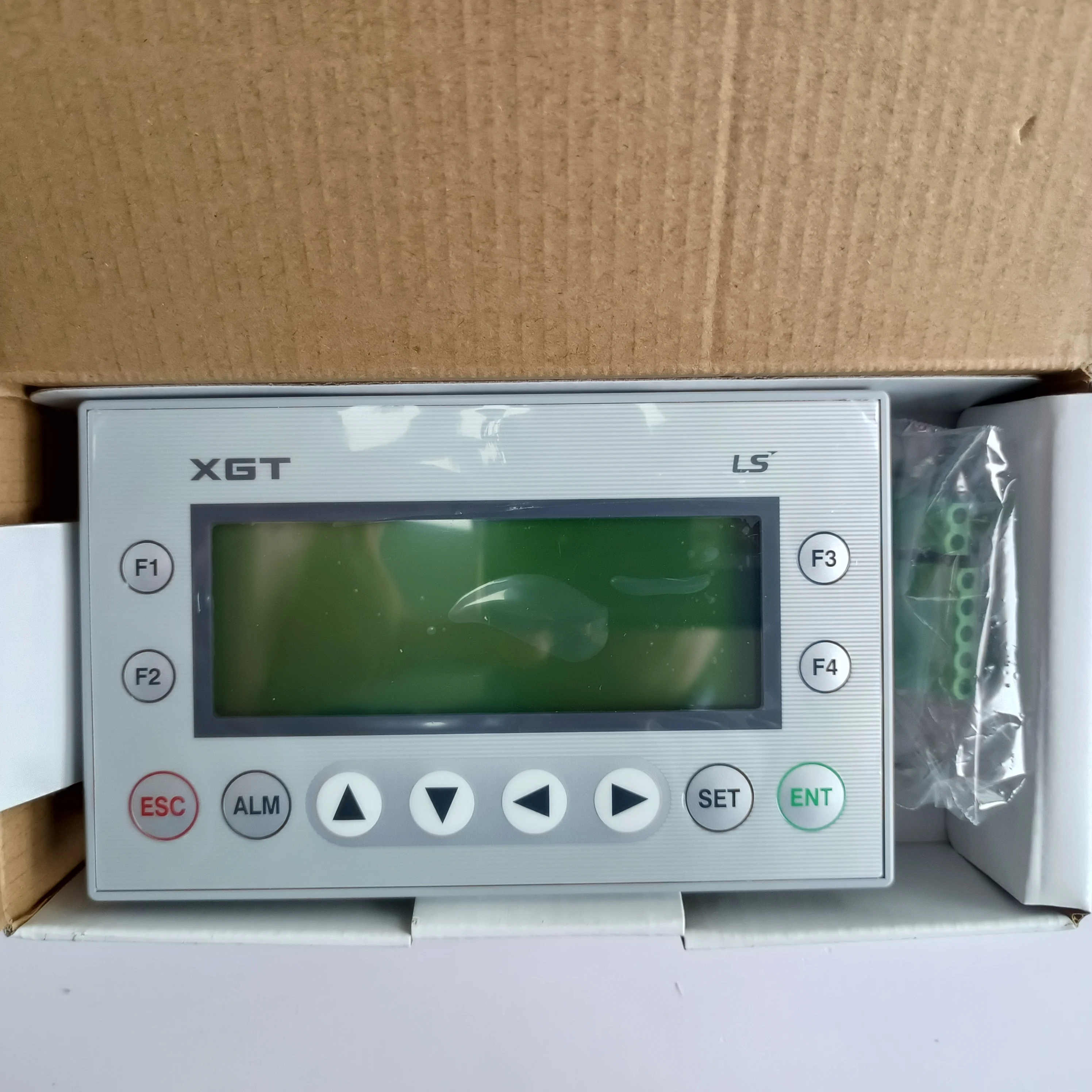 

LS Electrical Programmable Logic Controller HMI XP10BKA/BKB DC