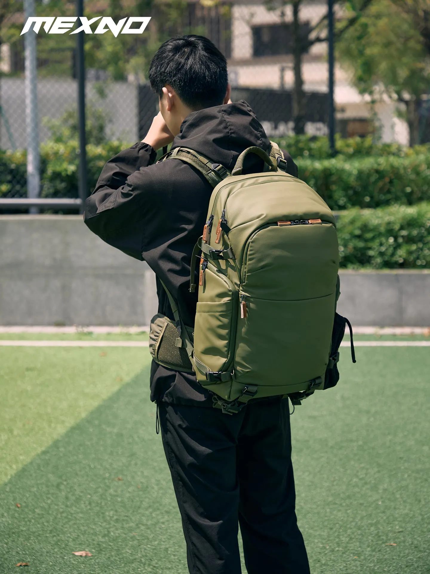 Professional Camera Backpack, Water Resistant Shockproof DSLR Camera Bag With Multiple Compartments For Photographers