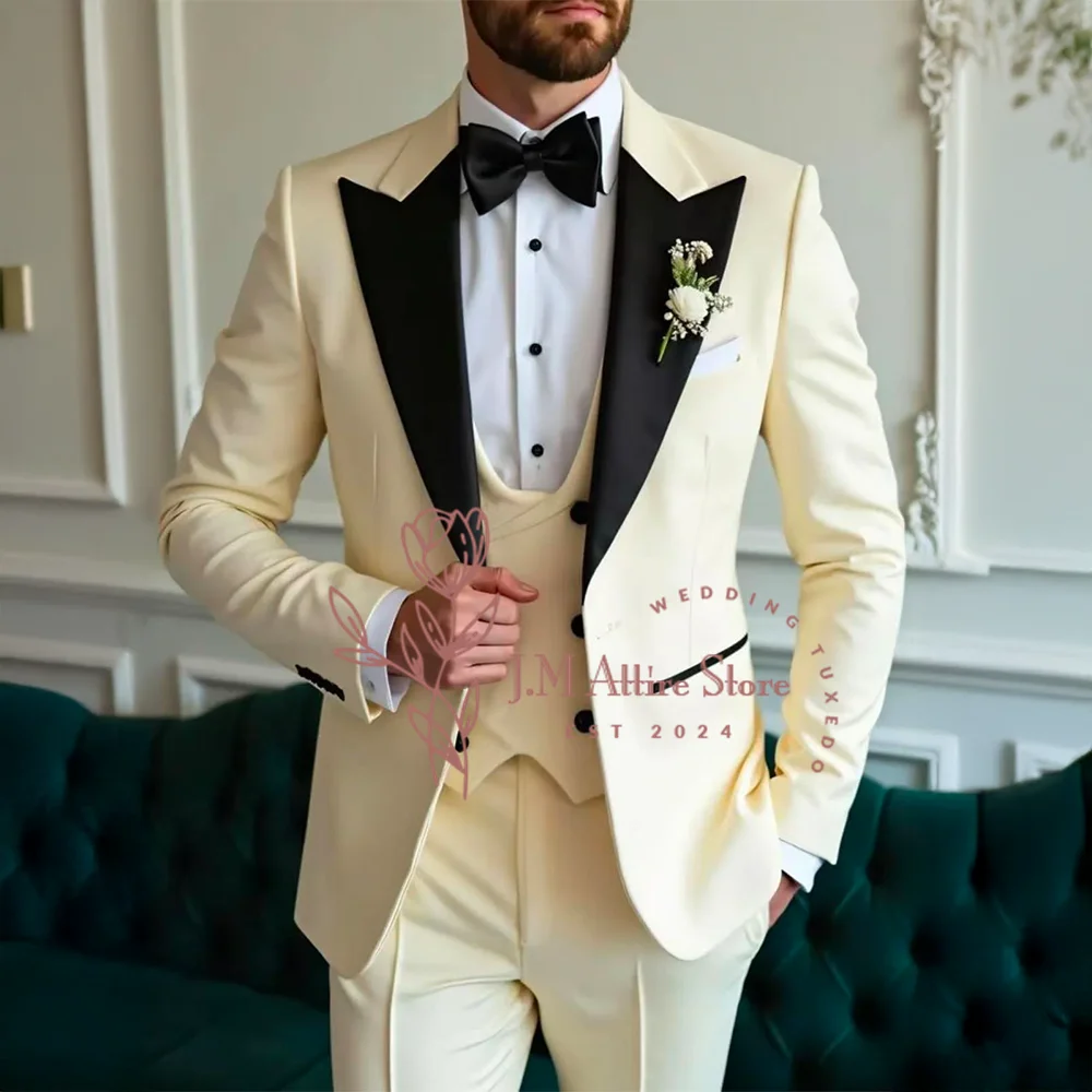

Элегантный белый костюм для мужчин, комплект из 3 предметов, черный пиковый пиджак с лацканами, жилет и брюки, приталенный крой на заказ для свадьбы, жениха, банкета, вечеринки