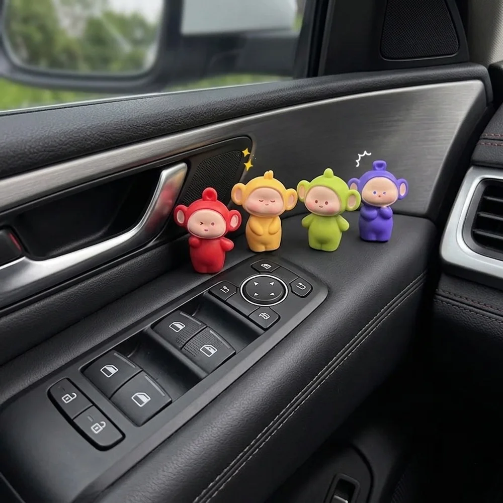 4PCS Cute Car Interior Ornaments Computer Desktop Japanese Style Workstation Office Desktop Small Ornaments
