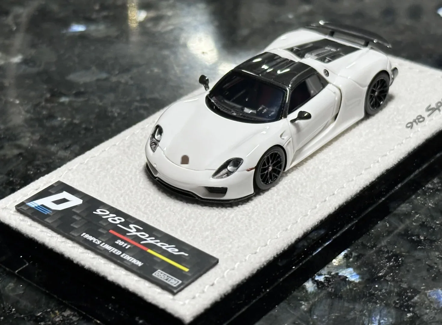 

DMH&BCP 1:64 918 Spyder White Limited Edition resin miniature car toy show children's gifts