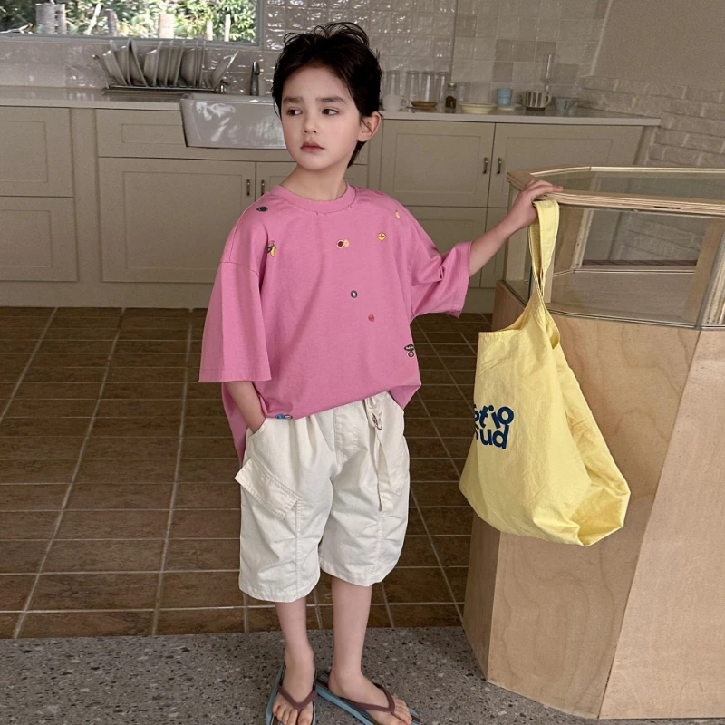 

2026 Summer New Children's Hot Selling Round Neck Loose Cotton Embroidered Small Pattern Cute T-shirt