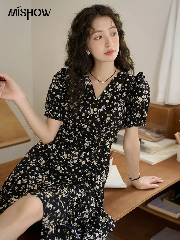 MISHOW Black Floral Dress 2023 Summer Temperament Waist A-LINE Puff Sleeve Retro V-Neck Female Knee-Length Dresses MXC34L1306