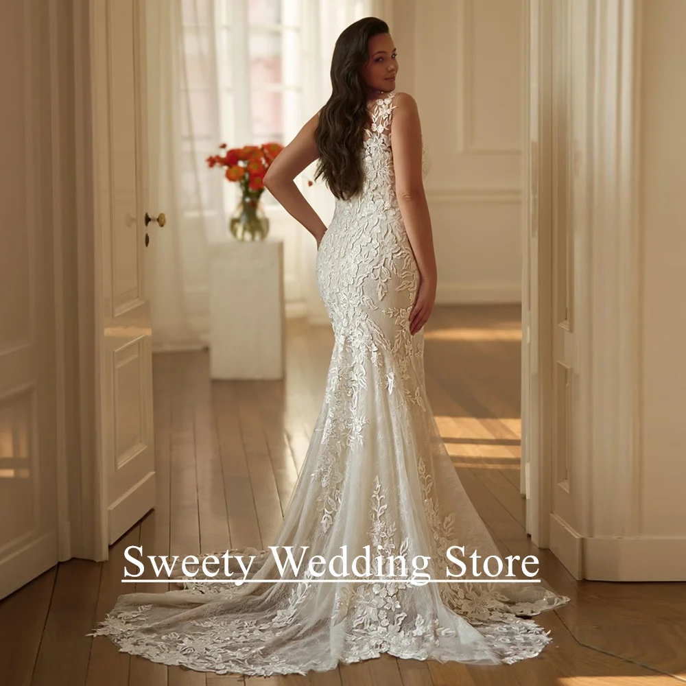 Robe de mariée sirène pour mariée, personnalisée, col en V, sans manches, paillettes appliquées, dentelle, traîne de balayage, nouvelle collection